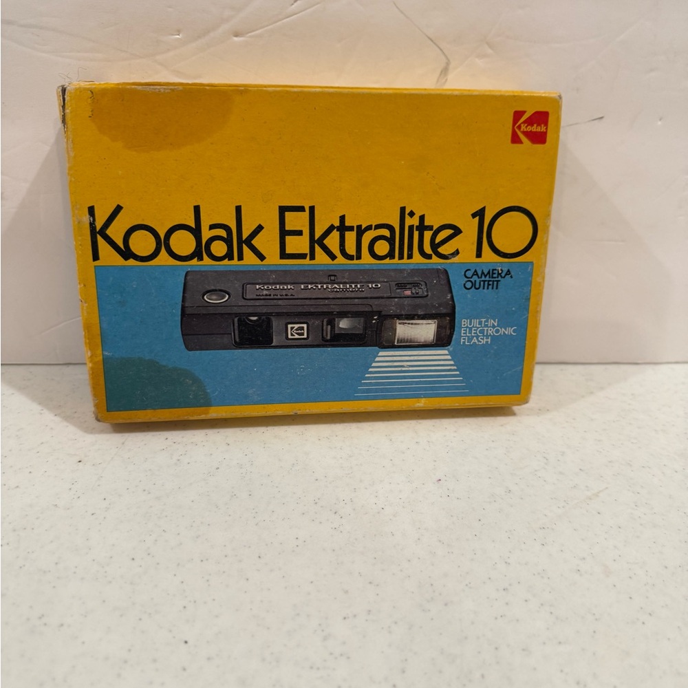 Vintage Kodak Ektralite 10 Camera ~ Tested ~ Works - Picture 3 of 8
